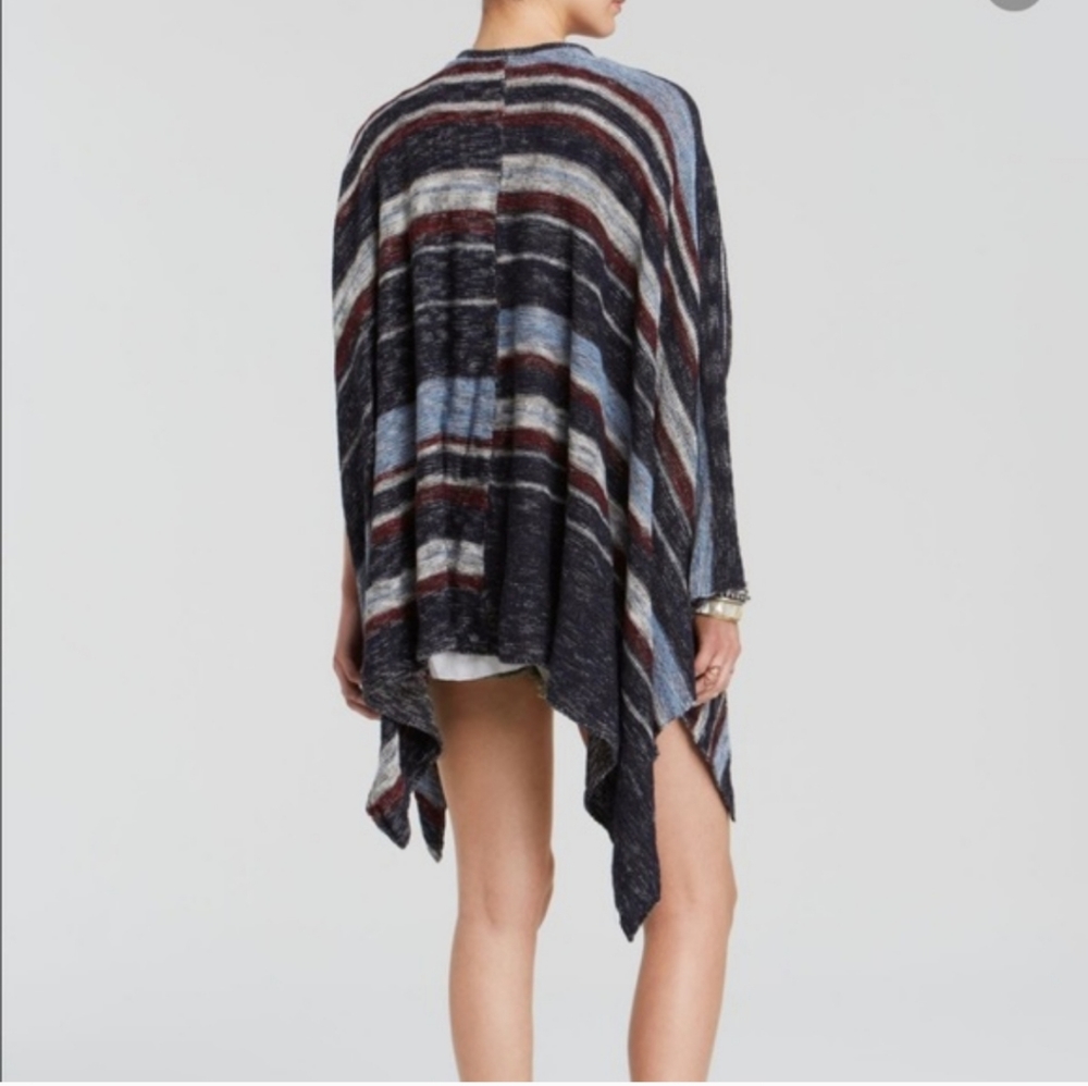 Free People Big Trail Open Cardigan Poncho Shawl Pockets Linen Blend LIKE NEW - Picture 4 of 12